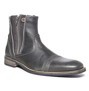  Steve Madden  